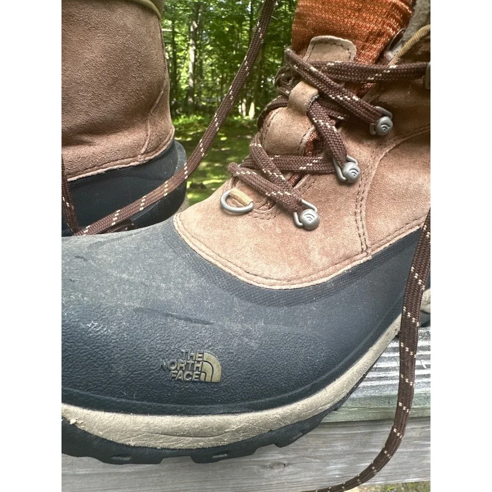 The North Face Chilkat Men 9.5 Waterproof Primaloft Winter Snow Boots Brown hike